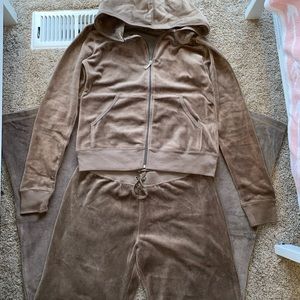 LIGHT BROWN JUICY COUTURE TRACKSUIT
